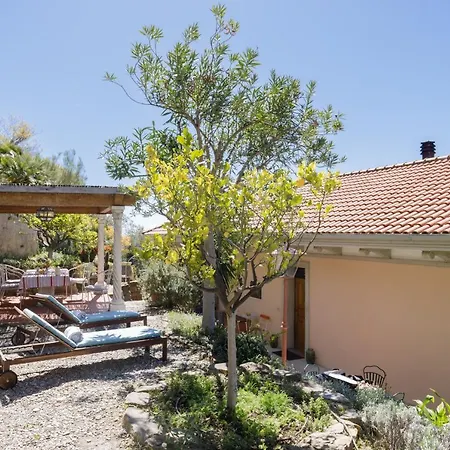 134 - D'artisti, Casa Ginestra Vista Mare E Paesaggio, Appartement